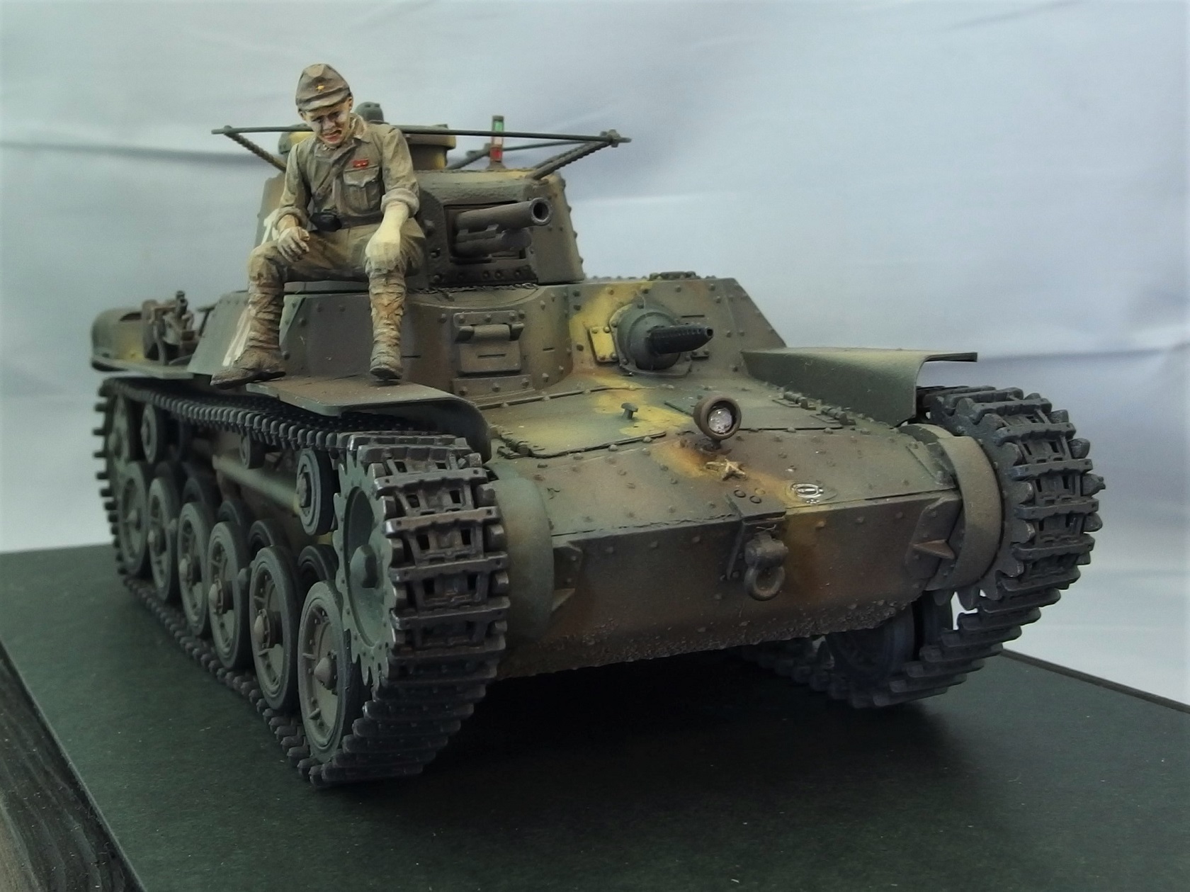 旧日本軍 少年戦車兵 卒業 徽章 メダル 97式中戦車 チハ